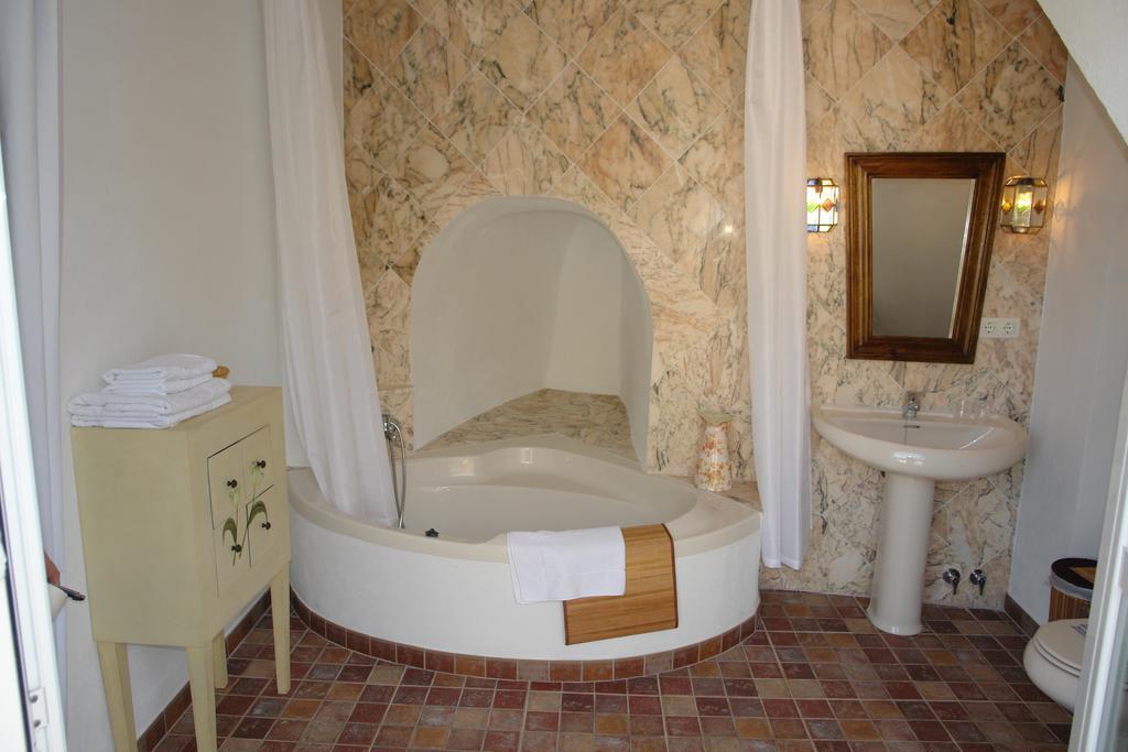 Casa Rural Plaza De Santa Maria Cazorla Esterno foto